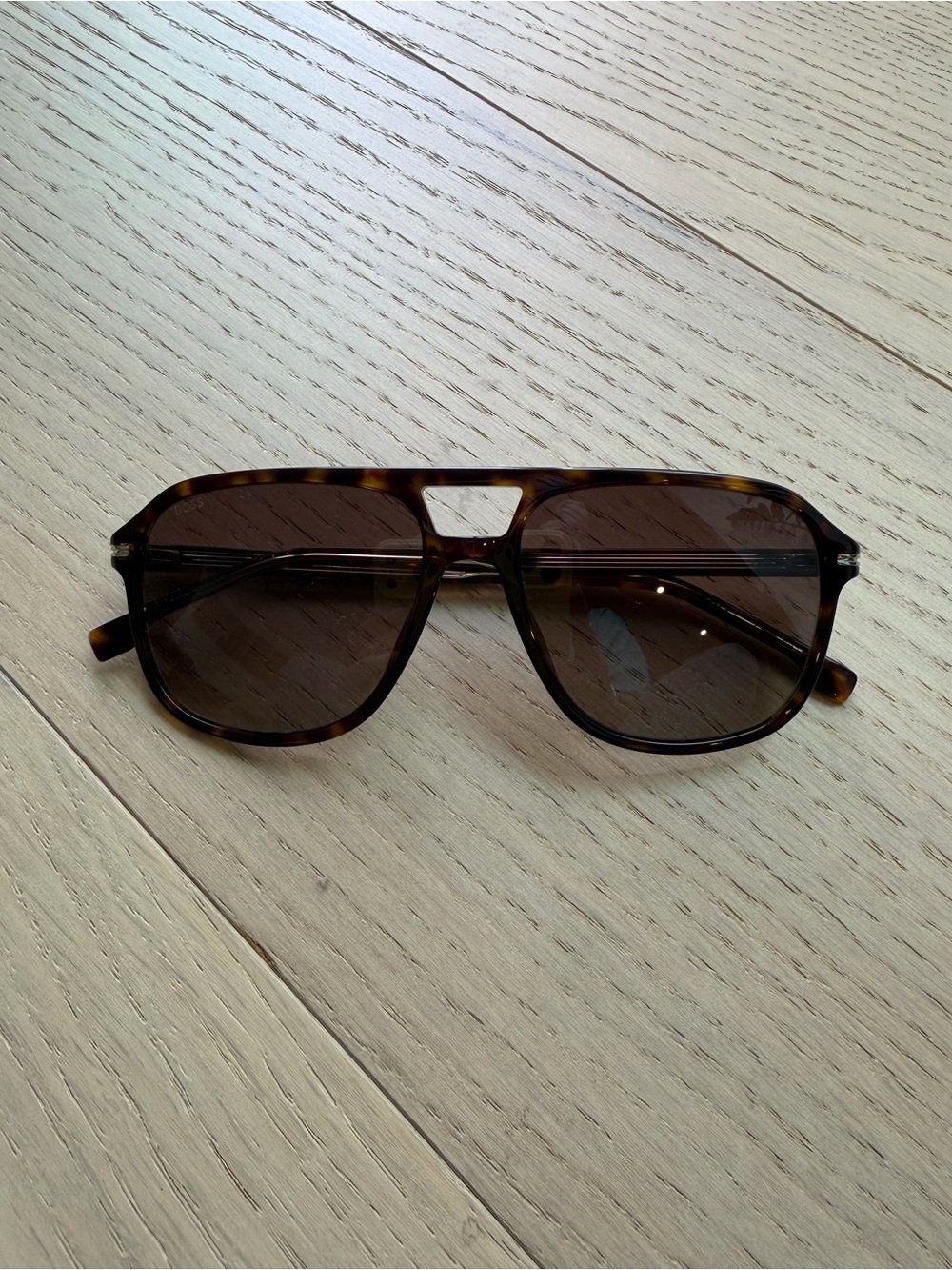 BOSS Tortoiseshell Square Aviator Sunglasses - Brown Lenses